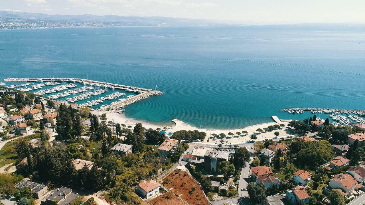 New Luxury Apartments Οπατία Εξωτερικό φωτογραφία