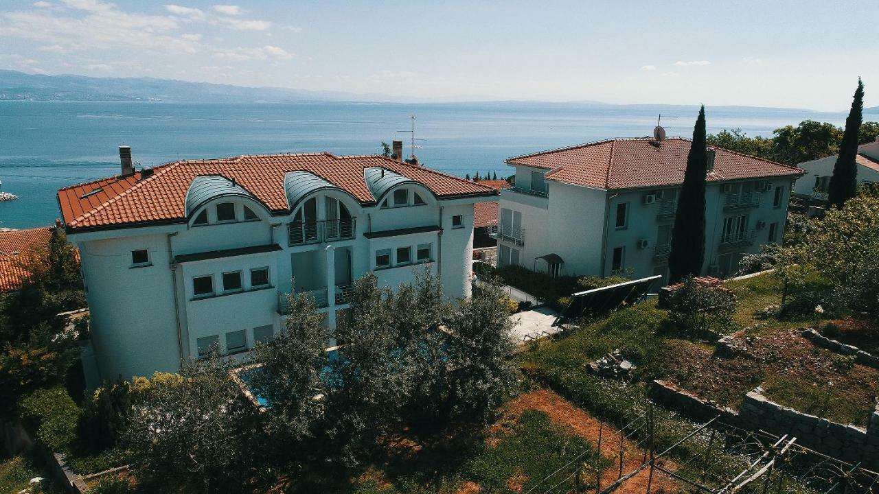 New Luxury Apartments Οπατία Εξωτερικό φωτογραφία